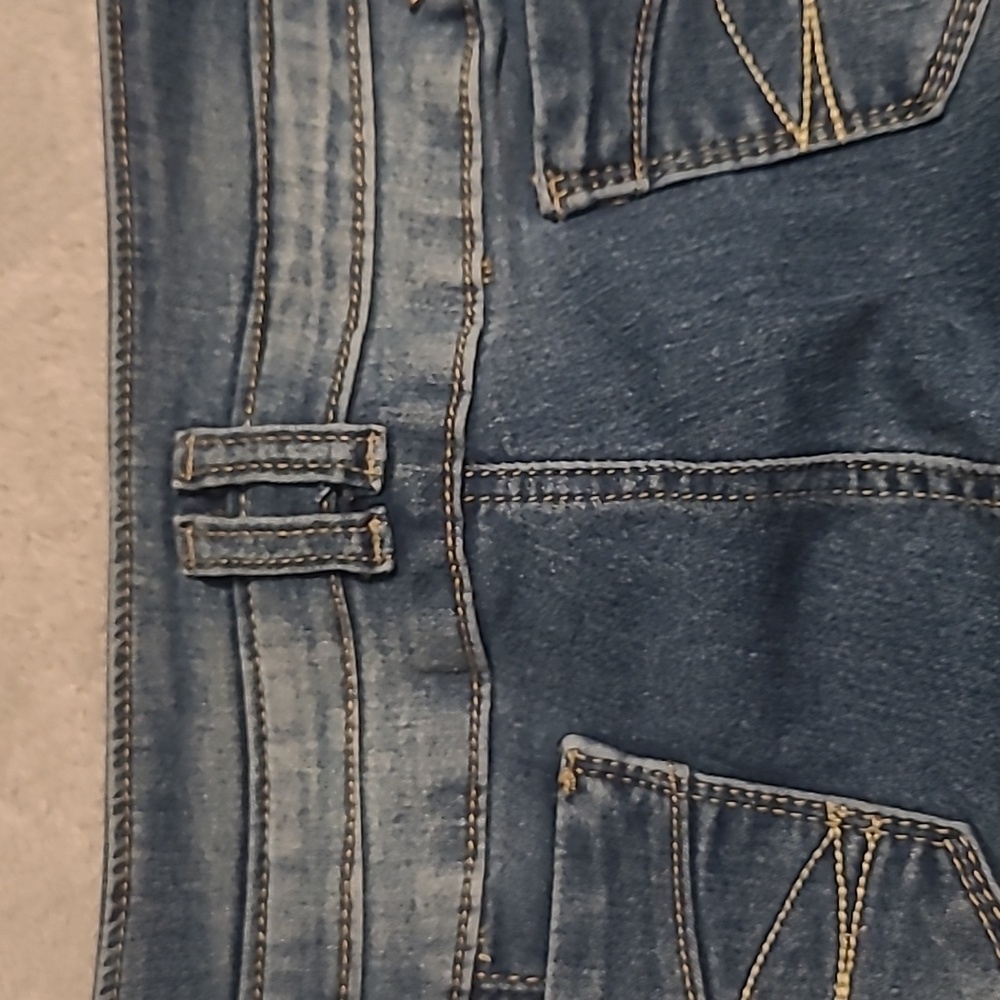 Jeans - Picture 6 of 9